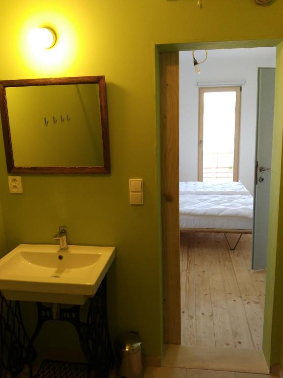 Kůlna room 1
